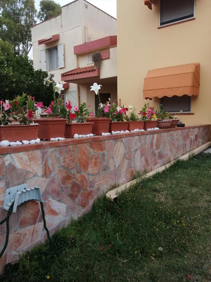 Domomea Hotel Quartu Sant'Elena Exterior photo