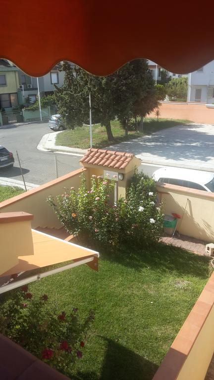 Domomea Hotel Quartu Sant'Elena Exterior photo