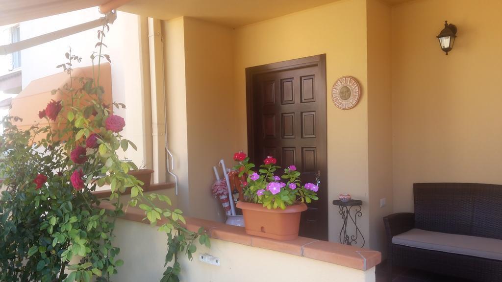 Domomea Hotel Quartu Sant'Elena Exterior photo
